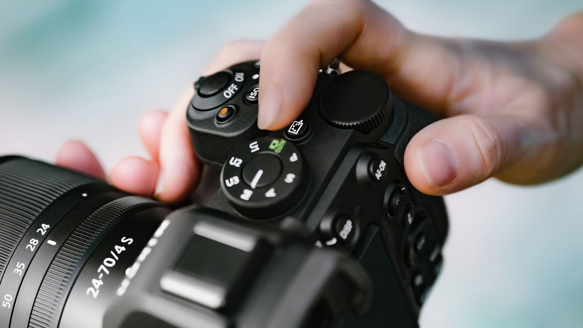 مشخصات دوربین جدید نیکون Nikon z5 ii