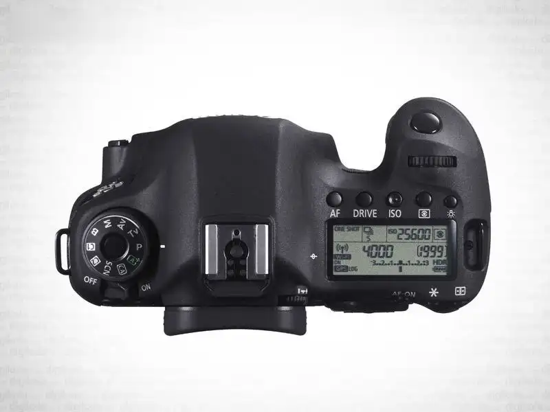عکاسی پرتره با Canon EOS 6D – فوکوس دقیق و رنگ‌های طبیعی
