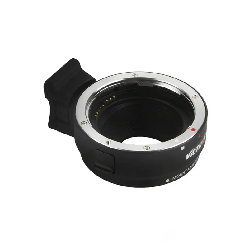 تصویر زاویهدار آداپتور Viltrox EF-EOS M با نمایش کامل ساختار اتصال و کیفیت ساخت فلزی برای استفاده حرفهای