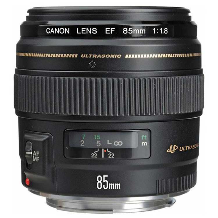 نمای نزدیک از لنز Canon EF 85mm f/1.8 USM با موتور فوکوس التراسونیک (USM)، عملکرد سریع، و سازگاری با دوربین‌های Canon DSLR
