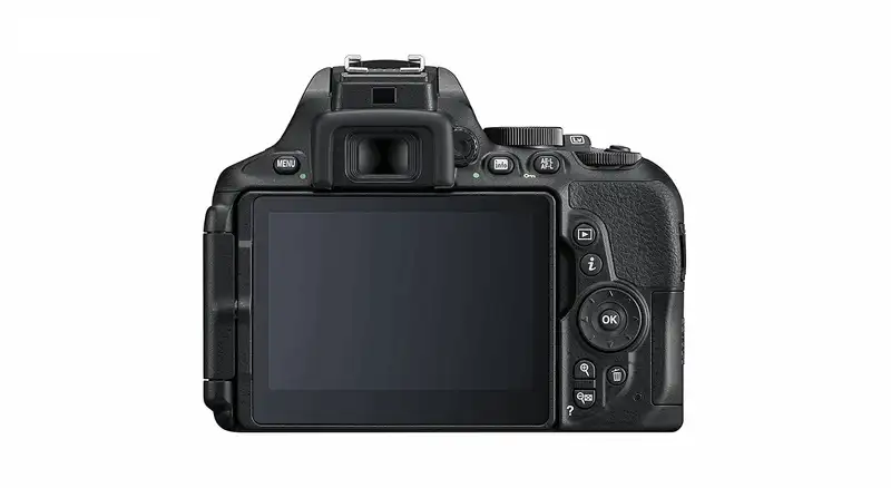 - "صفحه نمایش لمسی و چرخشی Nikon D5600 – انعطاف‌پذیری بالا در عکاسی از زوایای مختلف