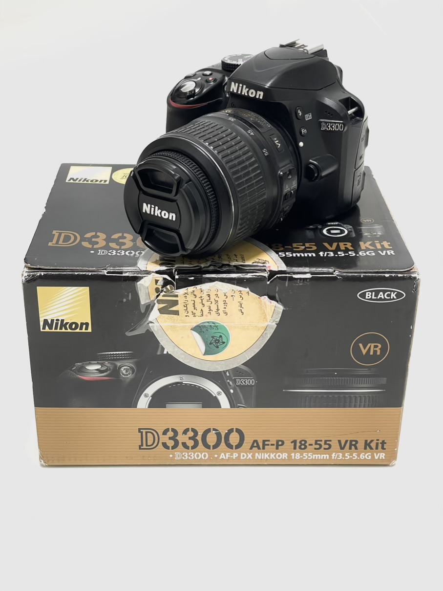 دوربین نیکون D3300 با لنز 18-55 (کارکرده؛ بسیار تمیز)