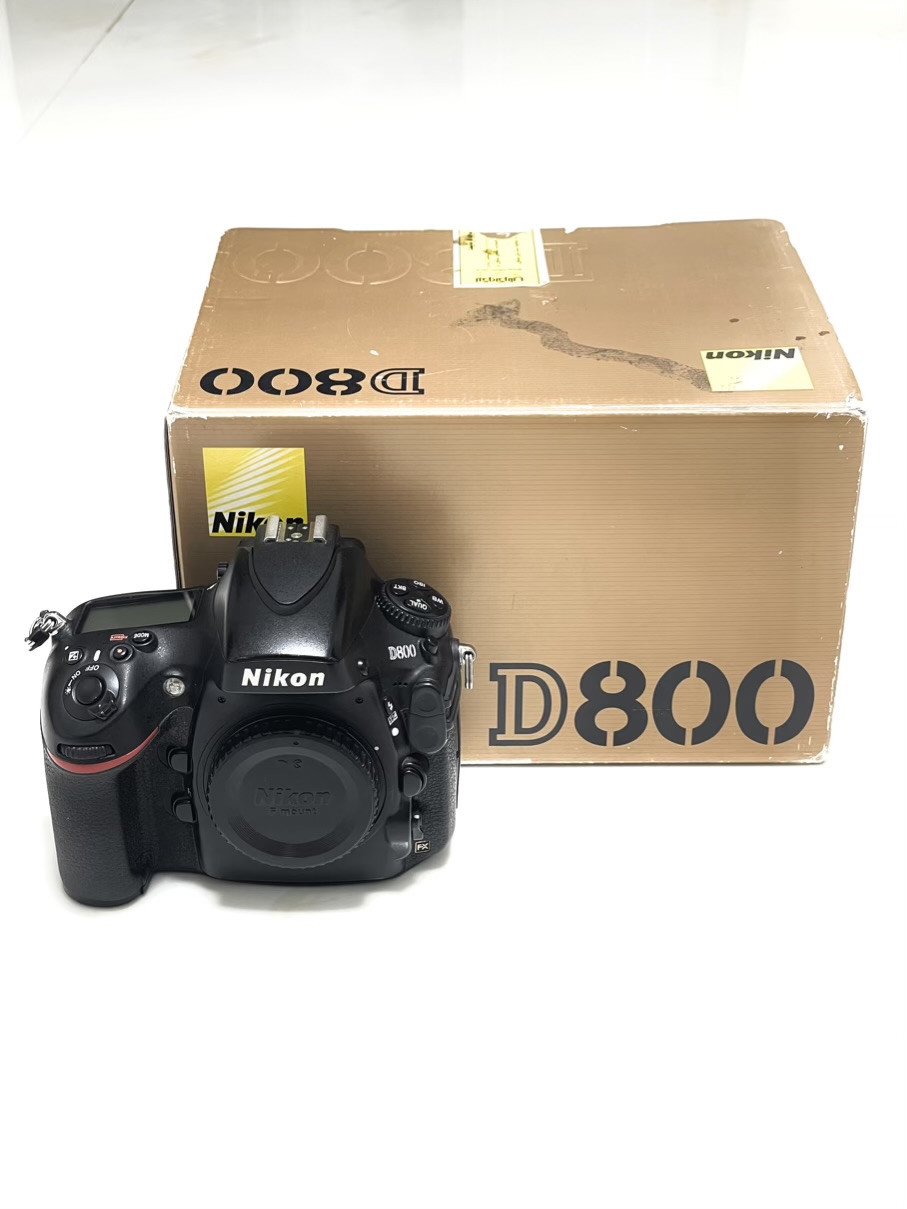 بدنه دوربین Nikon D800 Body (کارکرده، بسیارتمیز)