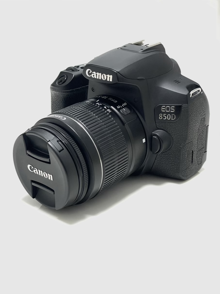 دوربین عکاسی کانن Canon EOS 850D با لنز 18-55 (کارکرده ، در حد نو)