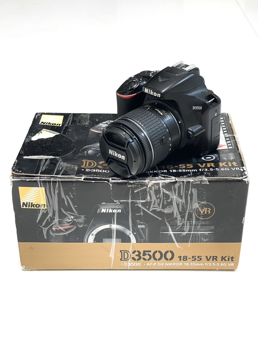 دوربین Nikon D3500 با لنز 18-55 (کارکرده، در حدنو)
