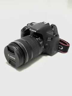 کیت دوربین Canon 800D به همراه لنز 18-135mm IS STM؛ نمای کامل محصول