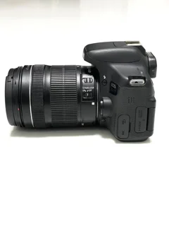 نمای جانبی سمت چپ دوربین Canon 750D و لنز کانن 18-135 STM