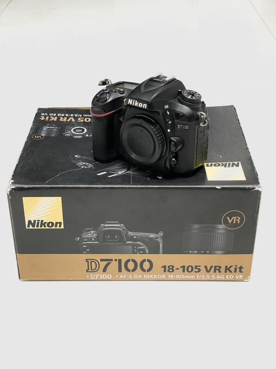 دوربین نیکون Nikon D7100 Body (کارکرده بسیارتمیز)